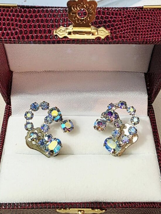 Jewelry - Vintage 1960s Climber Clip-On Aurora Borealis Rhinestone Earrings by Triad